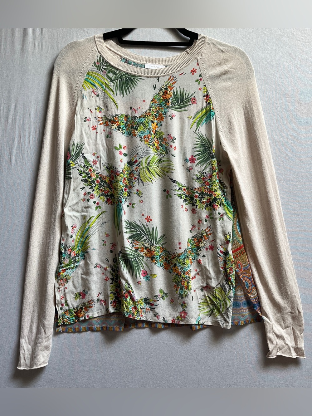 Riani Floral Tropical Pleated Chiffon Back Knit Sweater Top Size 4